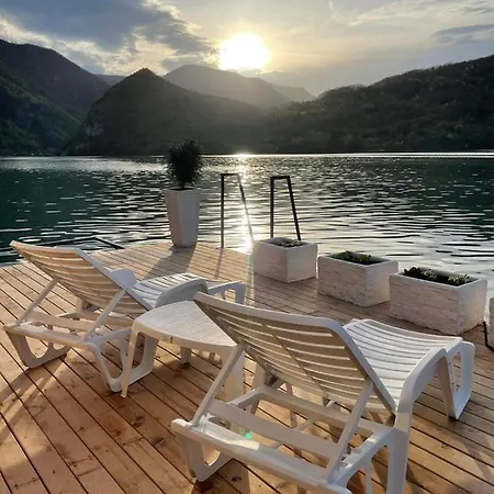 Vukov Raj Holiday home *